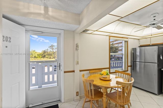 190 SE 5th Ave 202, Dania Beach, FL 33004