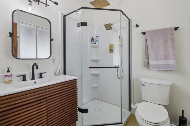 2068 Camino Culebra, Vista, CA 92084