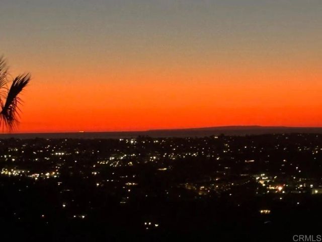 2068 Camino Culebra, Vista, CA 92084