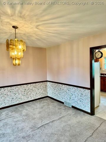 5102 Country Squire Lane, Charleston, WV 25313