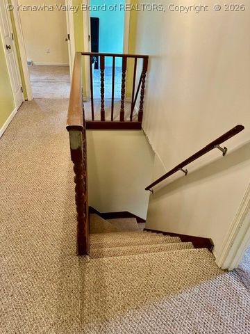5102 Country Squire Lane, Charleston, WV 25313