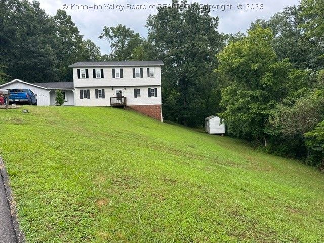 5102 Country Squire Lane, Charleston, WV 25313