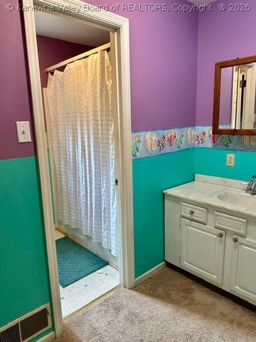 5102 Country Squire Lane, Charleston, WV 25313