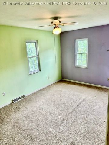 5102 Country Squire Lane, Charleston, WV 25313