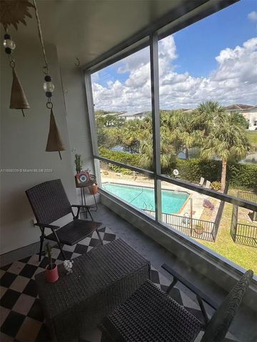 1021 Crystal Lake Dr 311, Deerfield Beach, FL 33064