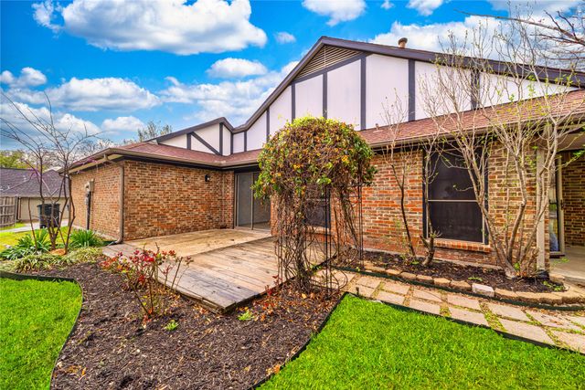 5322 Greenbrook Drive, Garland, TX 75043