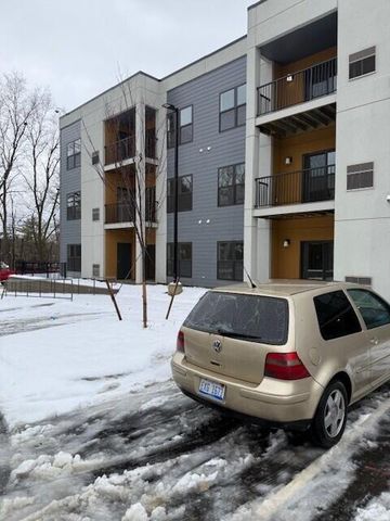 2645 Burton Road Bld 4, Ann Arbor, MI 48104