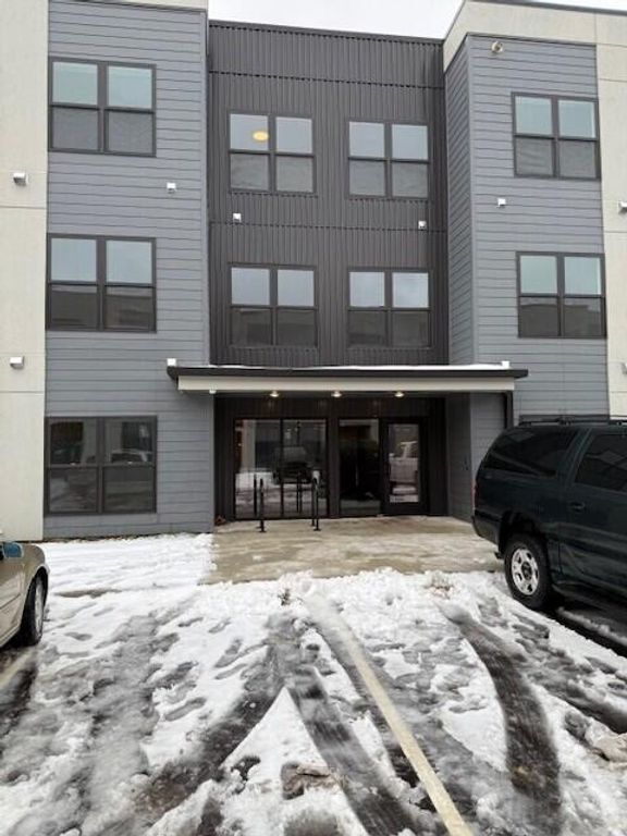 2645 Burton Road Bld 4, Ann Arbor, MI 48104