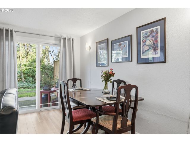 1326 QUAKER St, Eugene, OR 97402