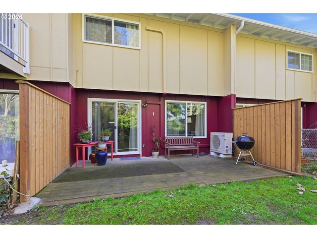 1326 QUAKER St, Eugene, OR 97402