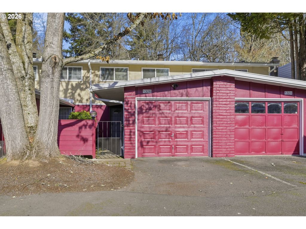 1326 QUAKER St, Eugene, OR 97402