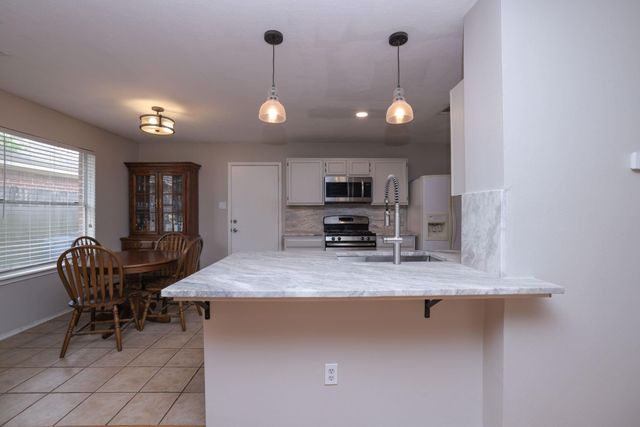 3803 Oak Lace Drive, Spring, TX 77389