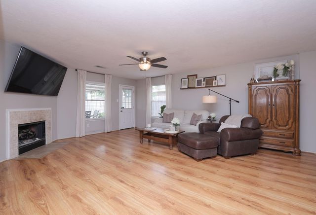 3803 Oak Lace Drive, Spring, TX 77389