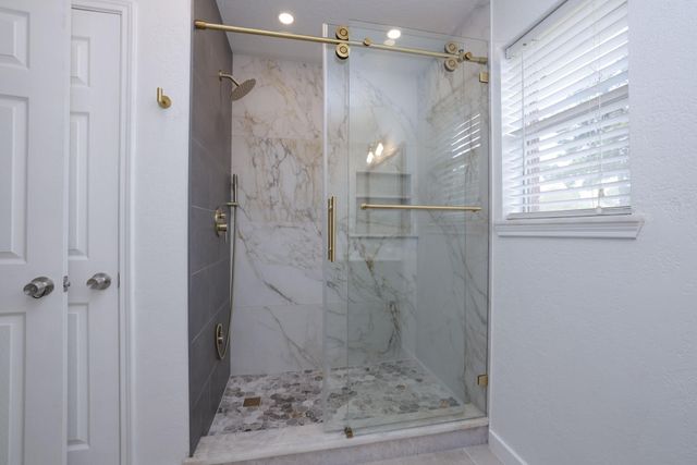 3803 Oak Lace Drive, Spring, TX 77389