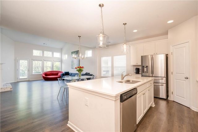 130 Crest Brooke Drive, Canton, GA 30115