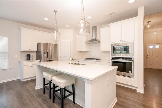 130 Crest Brooke Drive, Canton, GA 30115