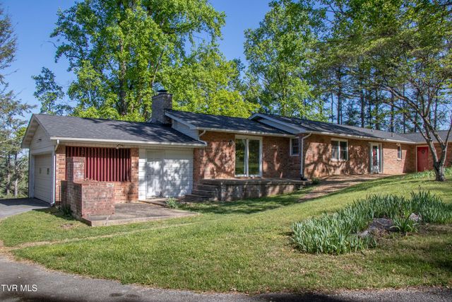 2477 Weaver Pike, Bristol, TN 37620