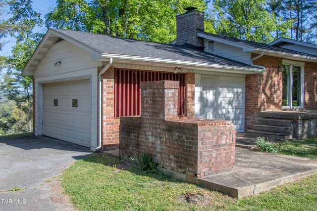 2477 Weaver Pike, Bristol, TN 37620