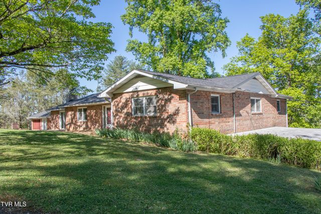 2477 Weaver Pike, Bristol, TN 37620