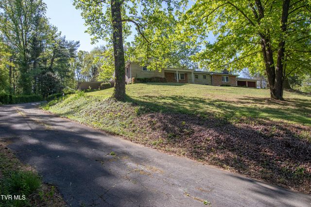 2477 Weaver Pike, Bristol, TN 37620