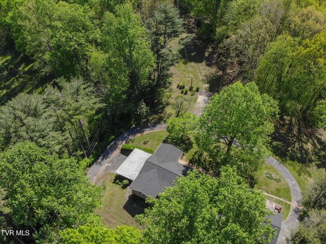 2477 Weaver Pike, Bristol, TN 37620