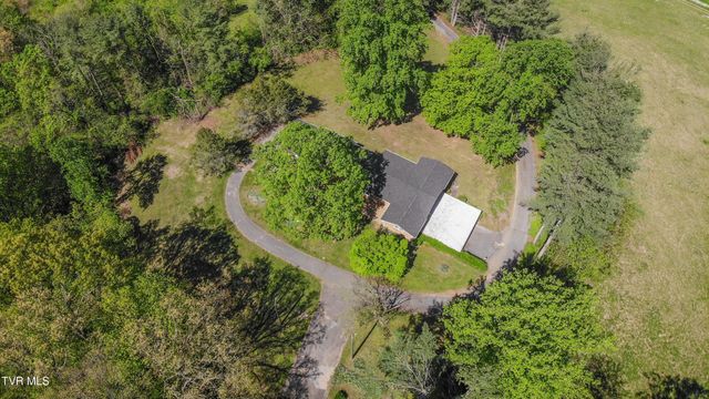 2477 Weaver Pike, Bristol, TN 37620