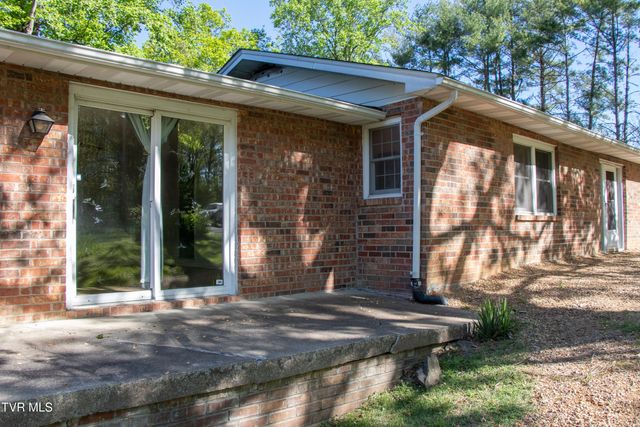 2477 Weaver Pike, Bristol, TN 37620