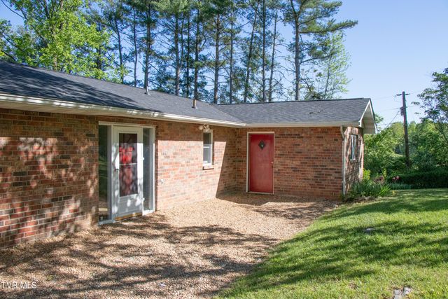 2477 Weaver Pike, Bristol, TN 37620