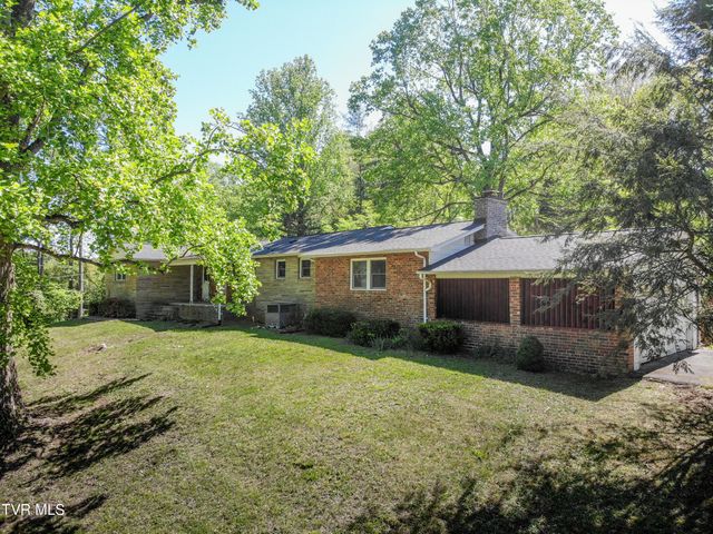 2477 Weaver Pike, Bristol, TN 37620