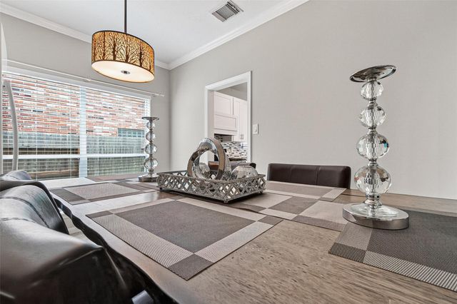 8811 Sun Haven Lane, Pearland, TX 77584