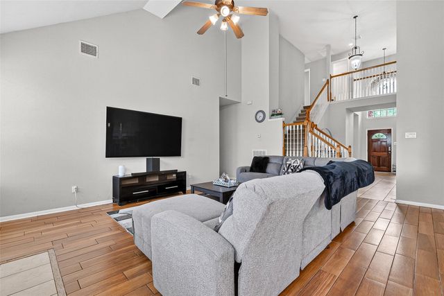 8811 Sun Haven Lane, Pearland, TX 77584