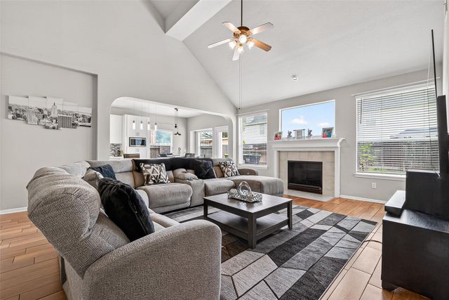 8811 Sun Haven Lane, Pearland, TX 77584
