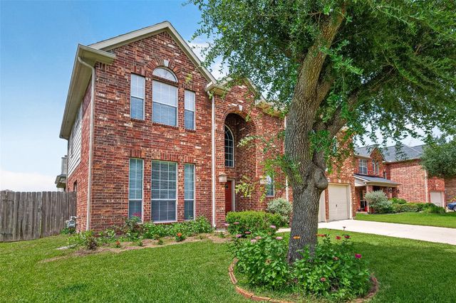 8811 Sun Haven Lane, Pearland, TX 77584