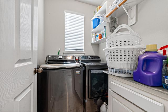 8811 Sun Haven Lane, Pearland, TX 77584