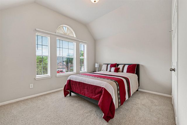 8811 Sun Haven Lane, Pearland, TX 77584