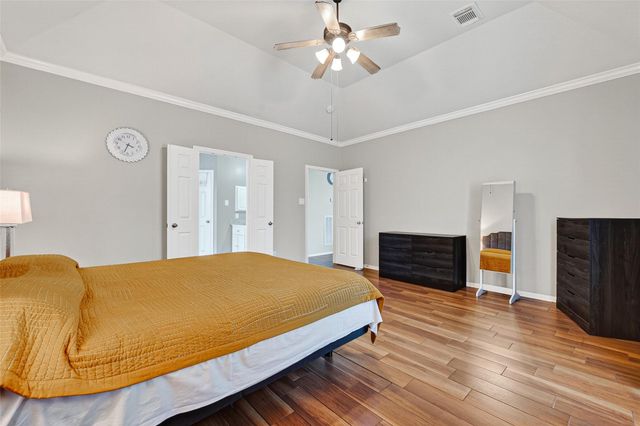 8811 Sun Haven Lane, Pearland, TX 77584