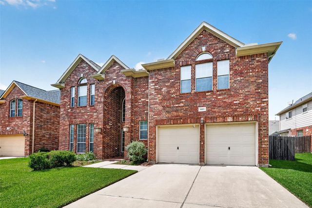 8811 Sun Haven Lane, Pearland, TX 77584