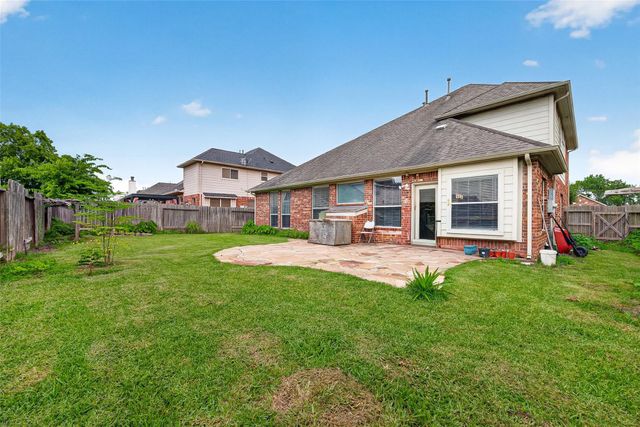 8811 Sun Haven Lane, Pearland, TX 77584
