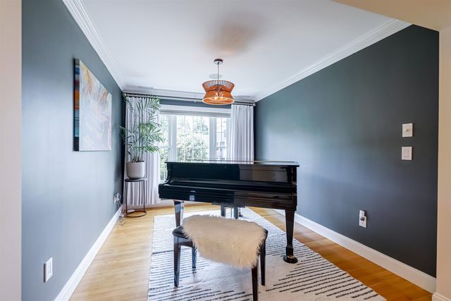 129 Sherburne Street, Manchester, NH 03104
