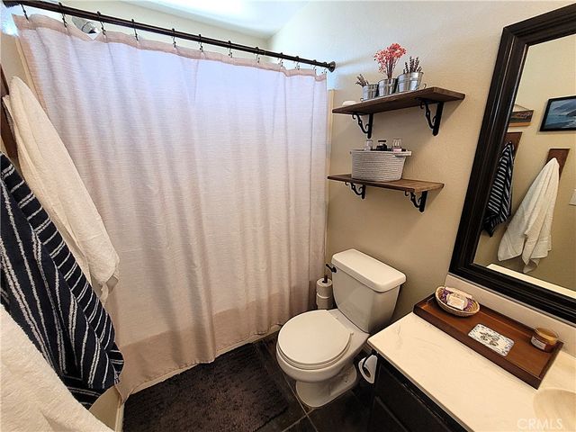 16649 Pauhaska Court, Apple Valley, CA 92307