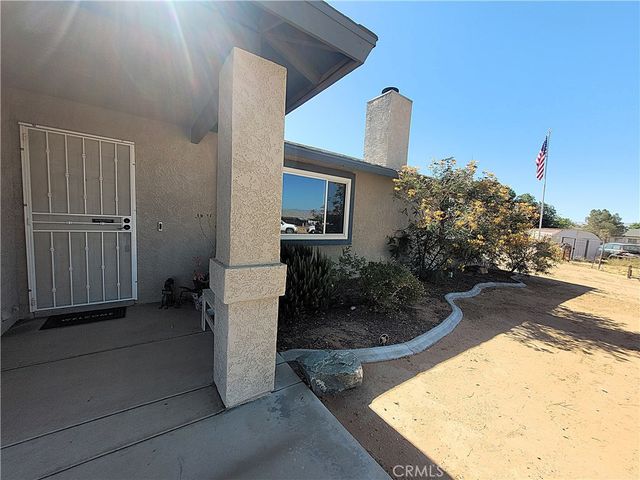16649 Pauhaska Court, Apple Valley, CA 92307