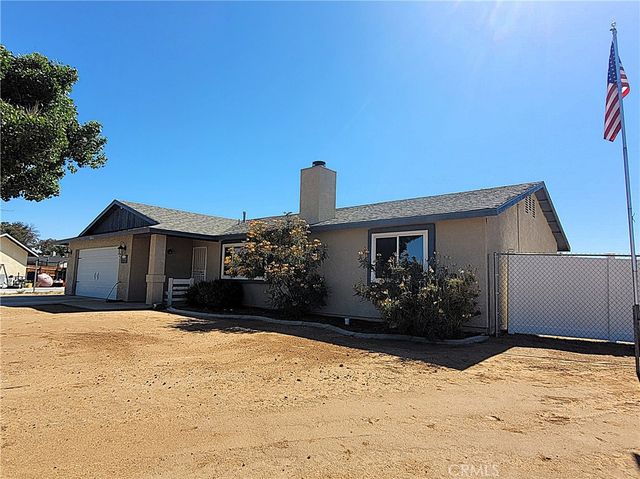 16649 Pauhaska Court, Apple Valley, CA 92307