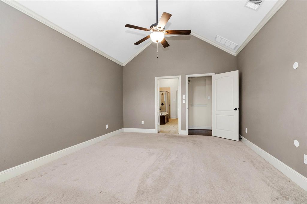 Image 17 of property listing at 17203 Prairie Falcon Lane, Conroe, TX 77385