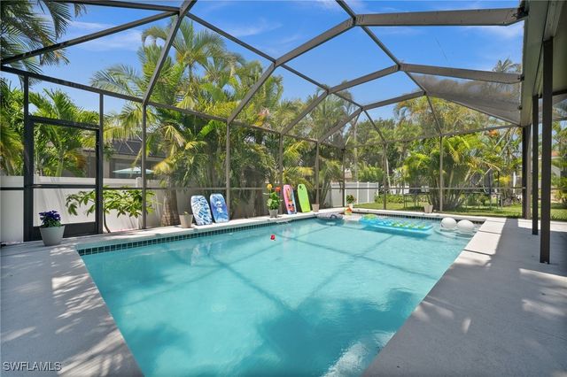 2017 Cape Coral PKWY W, Cape Coral, FL 33914