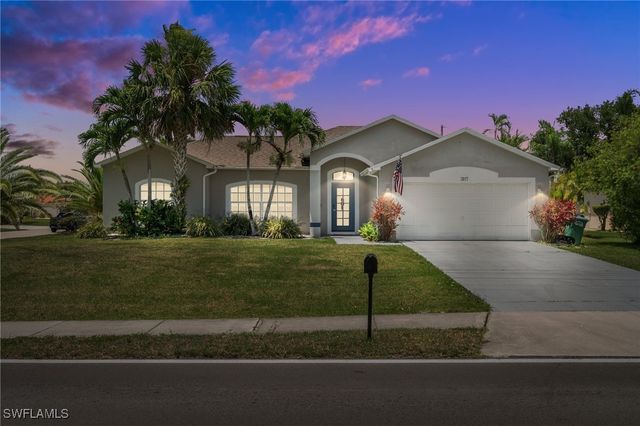 2017 Cape Coral PKWY W, Cape Coral, FL 33914