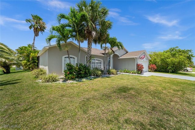 2017 Cape Coral PKWY W, Cape Coral, FL 33914