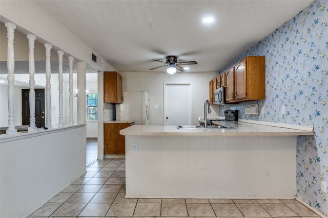 1109 Lesa Lane, Garland, TX 75042