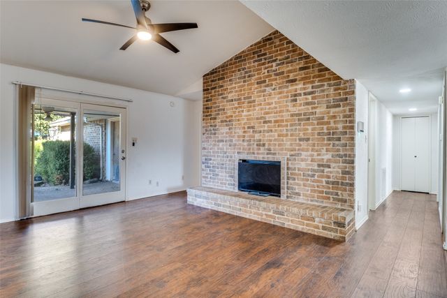 1109 Lesa Lane, Garland, TX 75042