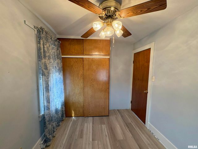 2107 E WREN Street, Peoria Heights, IL 61616