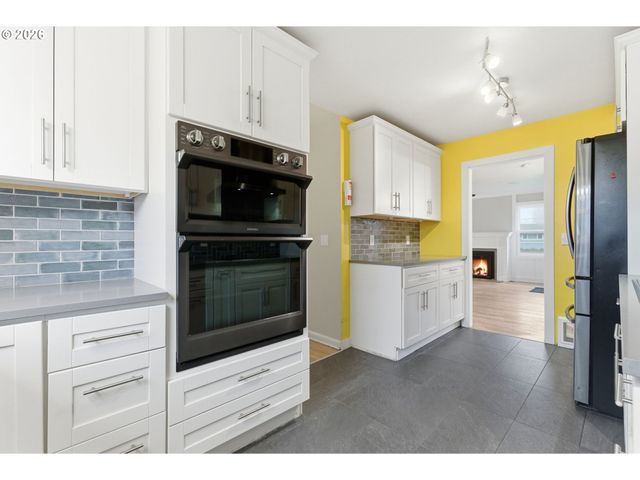 19 Ne 139TH Ave, Portland, OR 97230